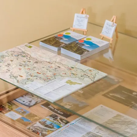 Dvorec Trebnik - Sobe