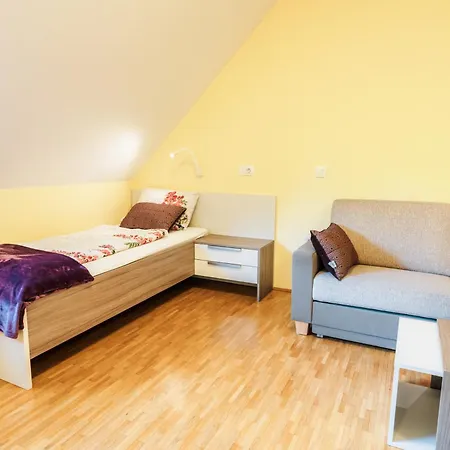 Dvorec Trebnik - Sobe Hotell Slovenske Konjice