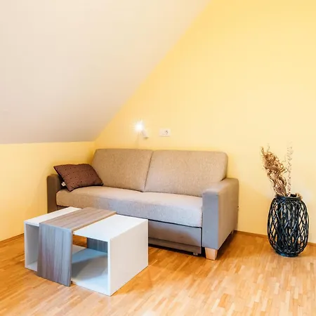 Dvorec Trebnik - Sobe Ξενοδοχείο Slovenske Konjice