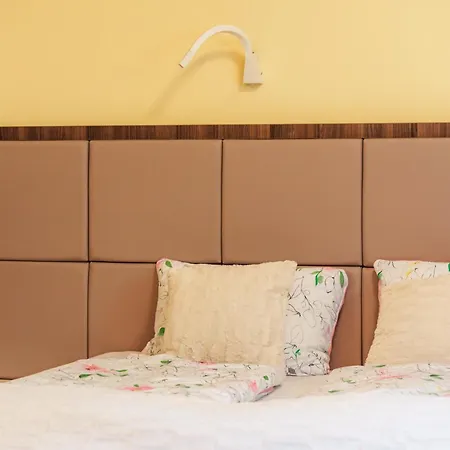 Dvorec Trebnik - Sobe Slovenske Konjice