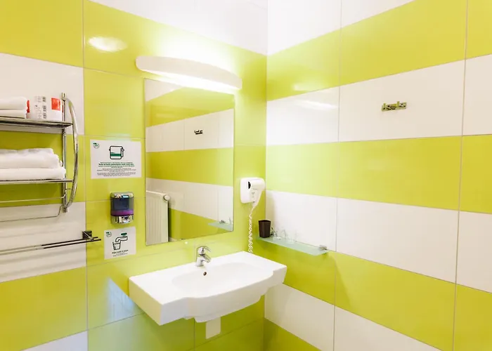 Dvorec Trebnik - Sobe 3* Slovenske Konjice