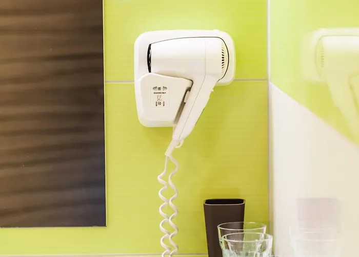 Dvorec Trebnik - Sobe Hotel 3*