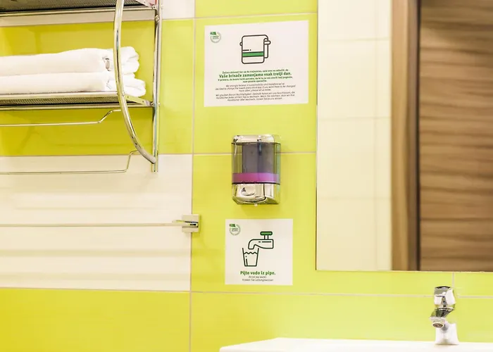 Dvorec Trebnik - Sobe